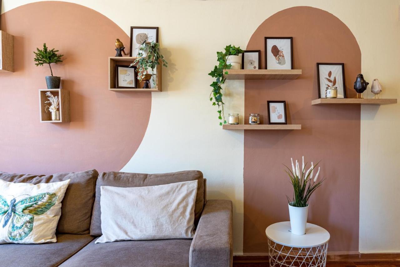 Celine'S 2 Bedrooms Apartment In Larnaca Center Екстер'єр фото